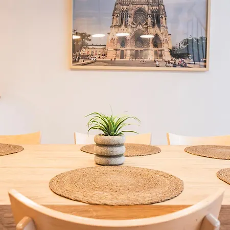 Loft Urbain Avec Jardin Prive - Hyper Centre * Reims