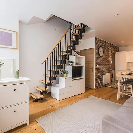 Loft Urbain Avec Jardin Prive - Hyper Centre 아파트 *